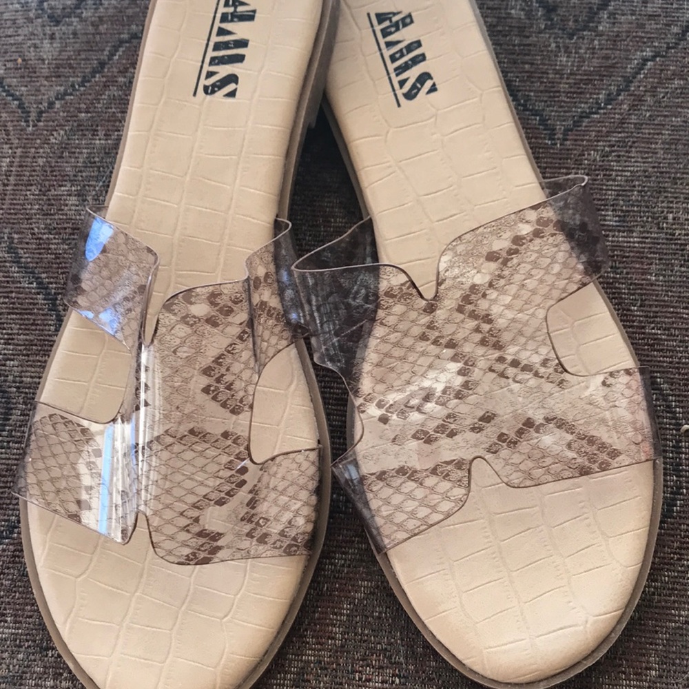 Shoes AMS sandals